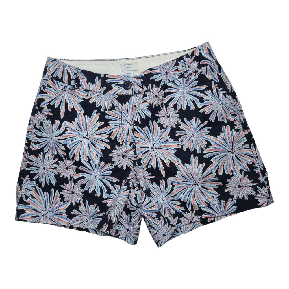 Crown & Ivy navy fireworks shorts. Size 8. 5in inseam.